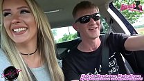 Deutsche Amateur Blonde Schlampe Beim Outdoor Fick Auf Dem Auto